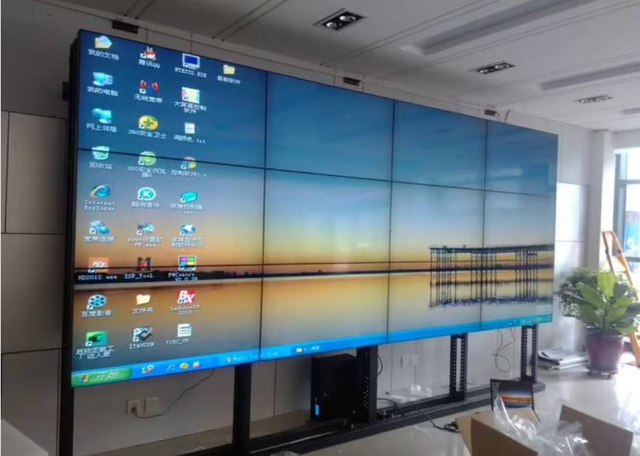 拼接屏如何選？LCD？OLED？